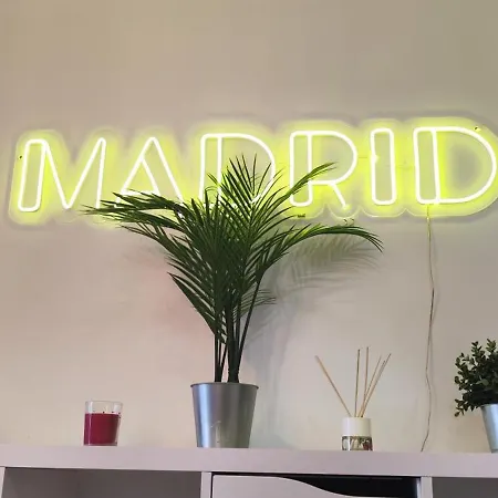 Apartamento Entero Junto A Cuatro Caminos Con Licencia Del Ayto De Madrid Exterior photo