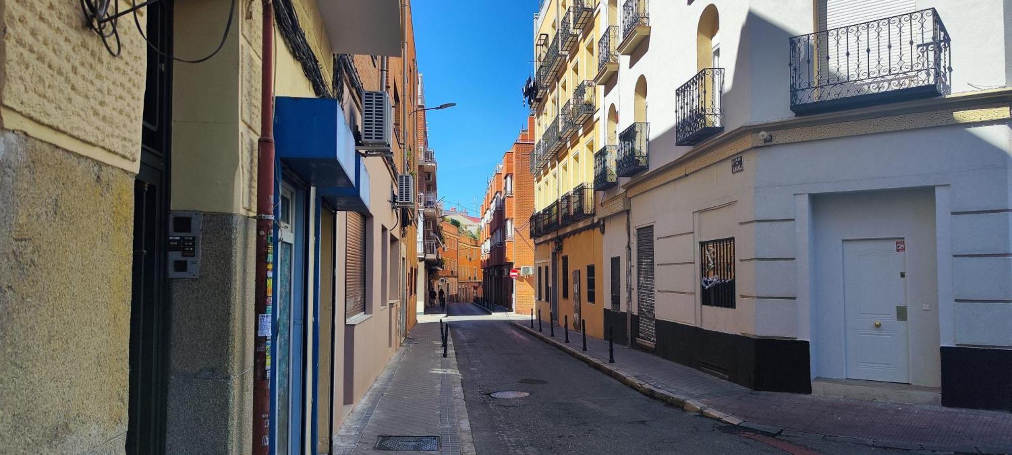 Appartement Entero Junto A Cuatro Caminos Con Licencia Del Ayto De *