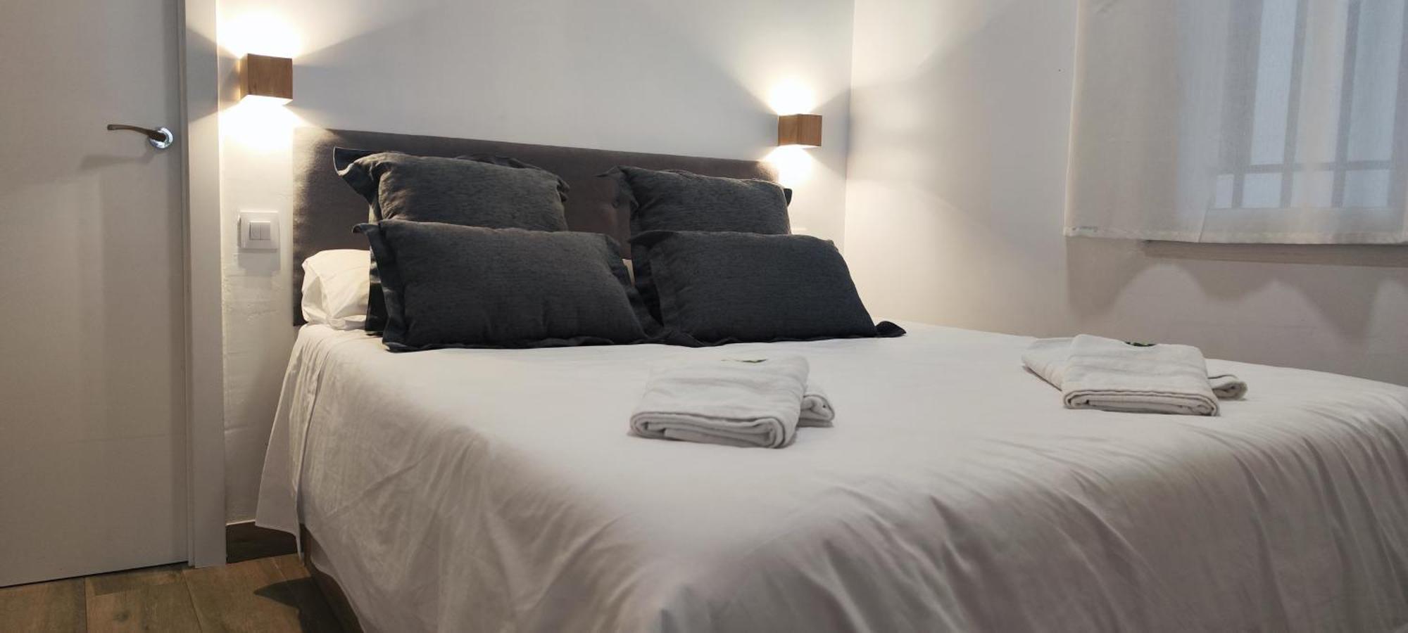 Appartement Entero Junto A Cuatro Caminos Con Licencia Del Ayto De